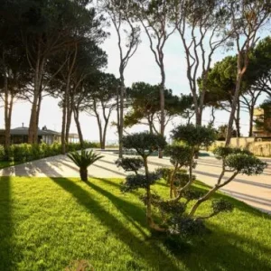 Hotel-Skanderbeg-Durres-32-1-370x485
